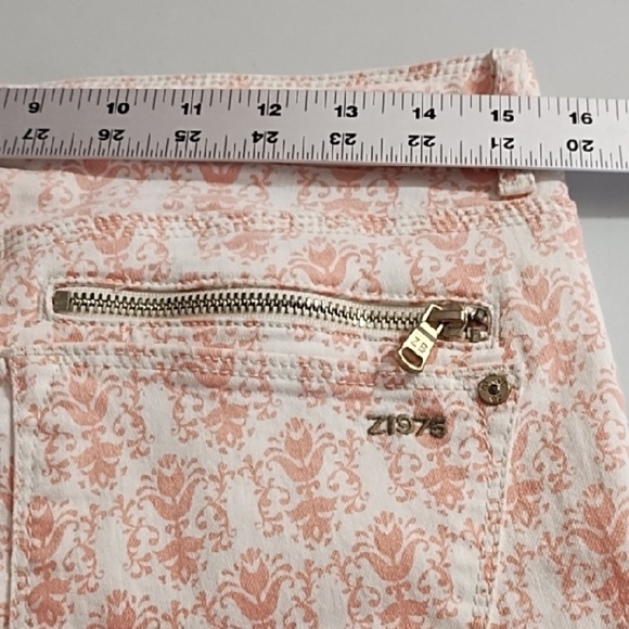 Pink & White Print Cropped Ankle Stretch Jeans Midrise - Picture 3 of 11